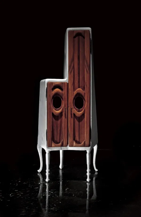 Cabinet 03